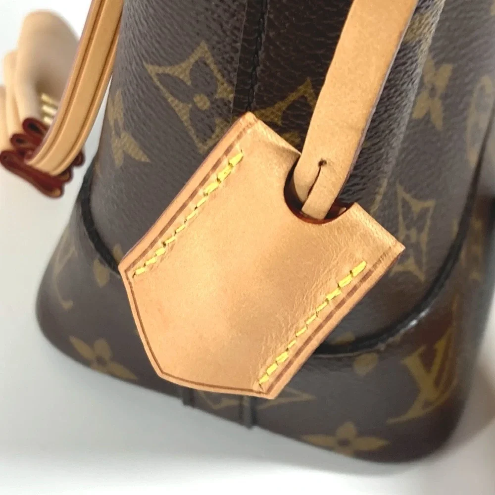 LOUIS VUITTON Brown Monogram Canvas Bag